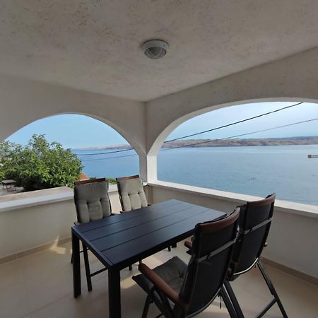 Apartments Marecic Karlobag Ngoại thất bức ảnh